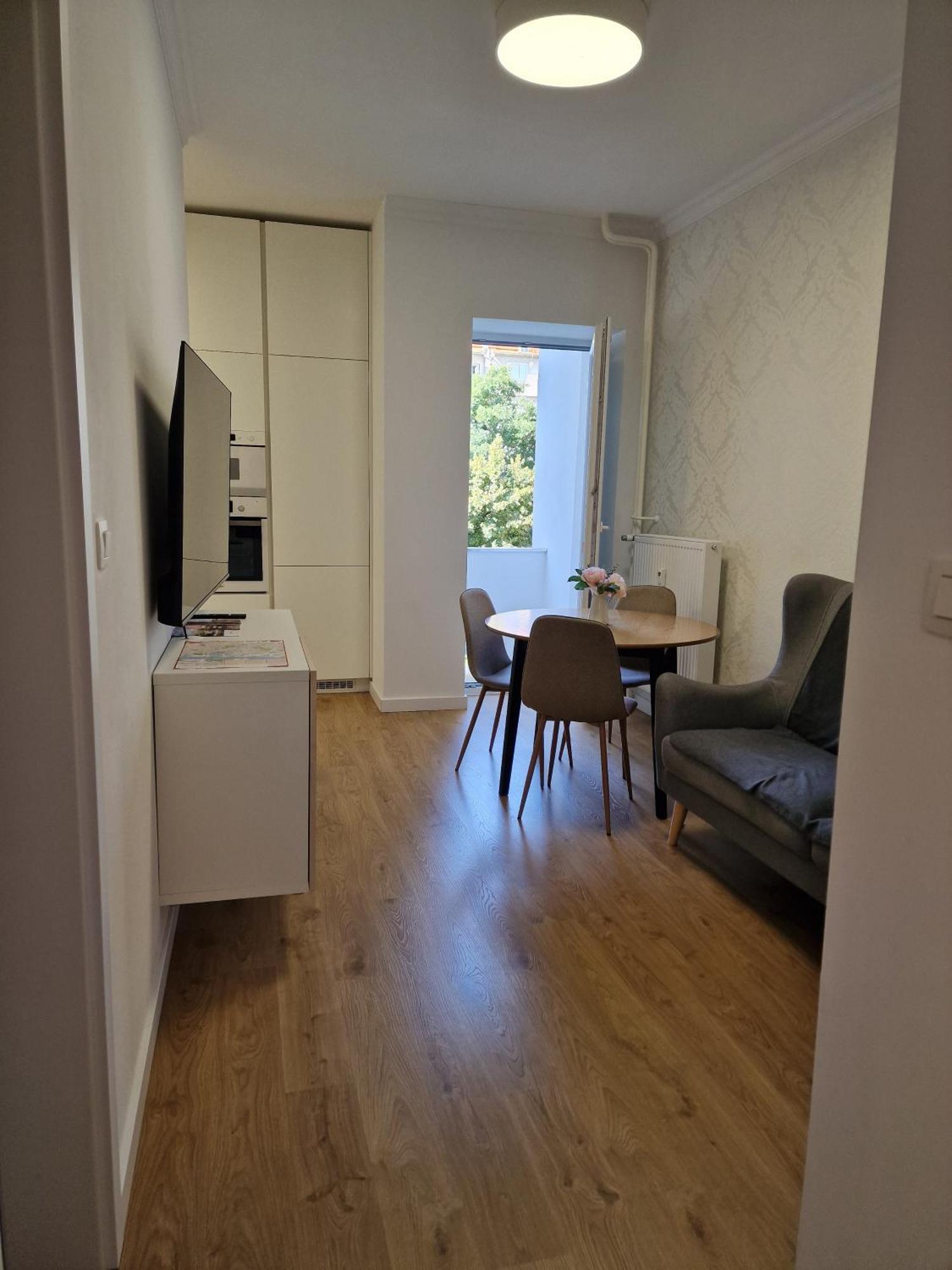 Old Town Apartment - 2 Bedrooms Bratislava Exterior photo